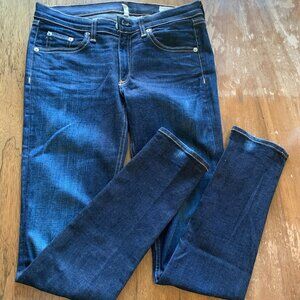 Rag and Bone Mid Rise Skinny Jean in Kensington Size 27 W1502K520 EUC